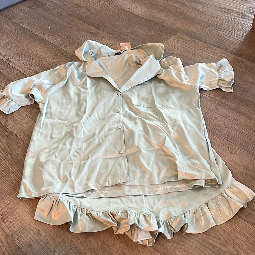 Satin ruffle  pajamas shorts set